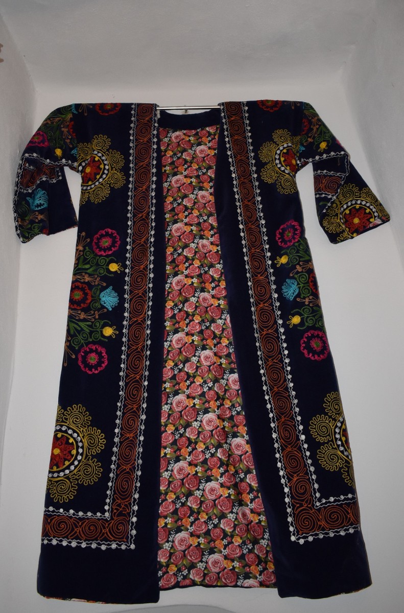 Artist Unknown. Robe. China. Cotton. Collection, Taylor-Mesilla Historic Property.
